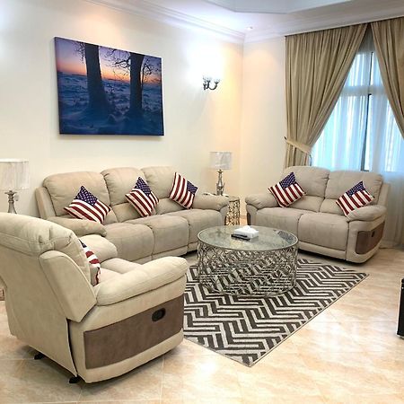 Al Misrea Tower Apartment Manama Ngoại thất bức ảnh
